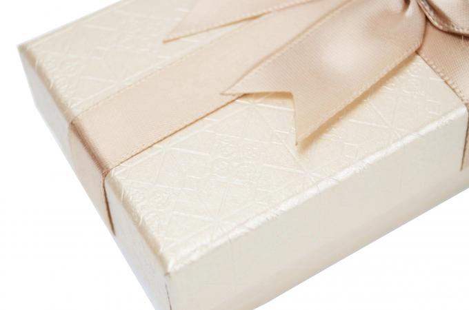Recycled Materials Roll End Tuck Front Corrugated Mailing Shipping Gift Box Packaging 8