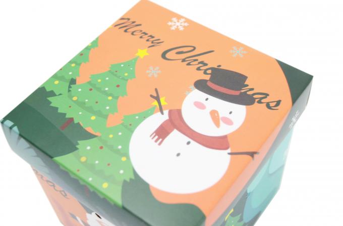 Custom Xmas Santa Snowman Printed Small Gift Packaging Christmas Gift Candy Boxes With Lid 9