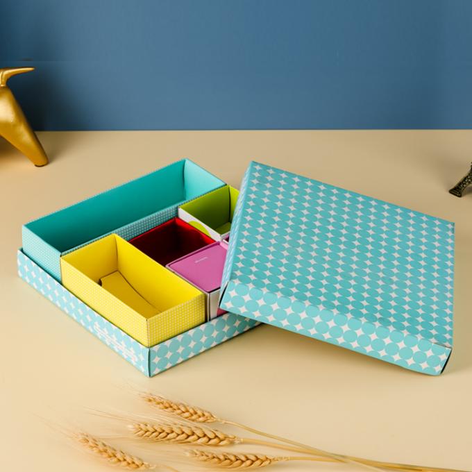 Recyclable Cardboard Packaging Gift Box with Lids Custom Design and Bulk 2