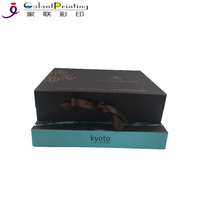 Foldable Flat Pack Printed Packaging Boxes With Ribbon And Magnet